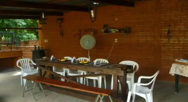 Casa de la Y - B&B, Book Hotel Hotels in Itapua with Parking, Parking
