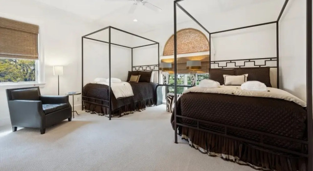 Коттедж Vacation In Luxury And Style With Sweeping Ocean Views At Pearce House. 6 Bedroom Home by Peace Vacations