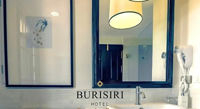 Двухместный номер Superior с балконом и с красивым видом из окна Buri Siri Boutique Hotel