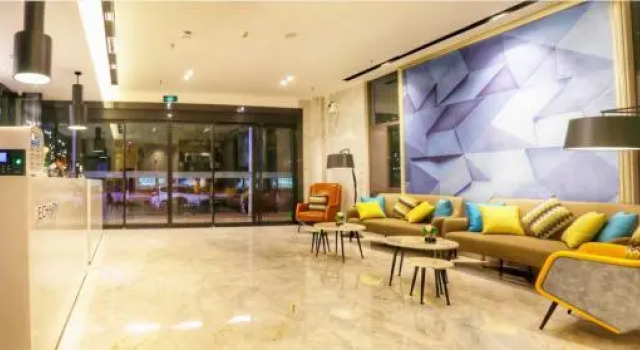 Echarm Hotel Kunming Haitun Road Economic Management College, Prenota Hotel Wuhua District Kunming