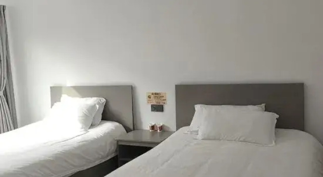 Номер Standard Jinjiang Inn Wuhan Linjiaohu Wanda Branch