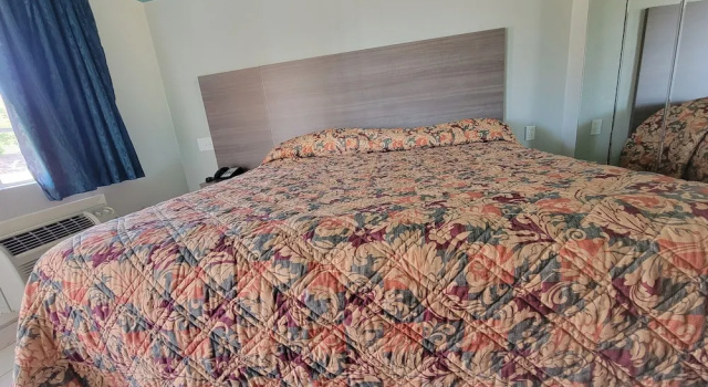 Maxim III Motel, Book Motel Houston Houston