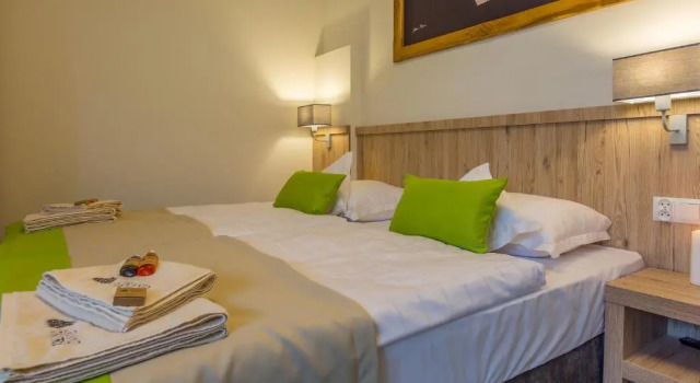 Двухместный номер Standard Grand Tatry - miejsce na wyjątkowy pobyt dla Ciebie i Twojej rodziny! - sauna i jacuzzi wliczone w cenę pobytu - 10 minut pieszo od Term Bania