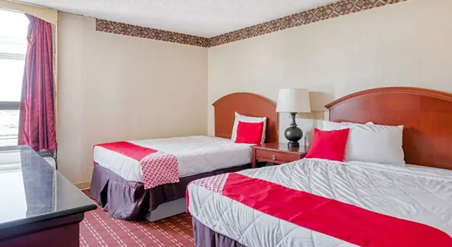 Четырёхместный номер Standard Americas Best Value Inn & Suites Houston