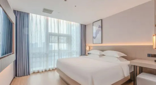 Семейный люкс Deluxe Lavande Hotel Tianjin Yujiapu Polar Ocean World