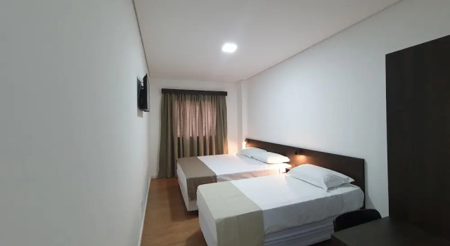 Трёхместный семейный номер Standard Hotel Carmelo - Airport