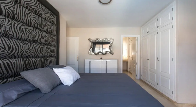 Classic Villa, luxe, private pool & prime location, Book Hotel Hotels in Tenerife with Parking, Parking