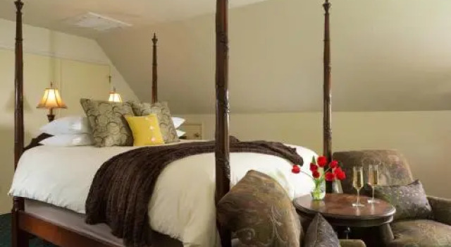 Eagle Rock Lodge, Boek Hotel Vida 