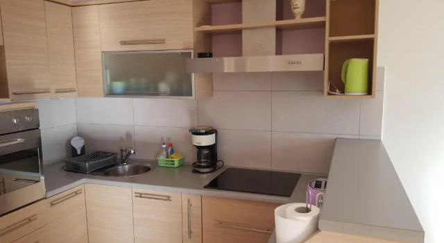 Апартаменты Sunny apartment 150 m from the sea
