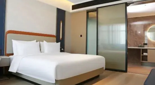 Люкс OKDAY Hotel (Shaya People's Square, Aksu)