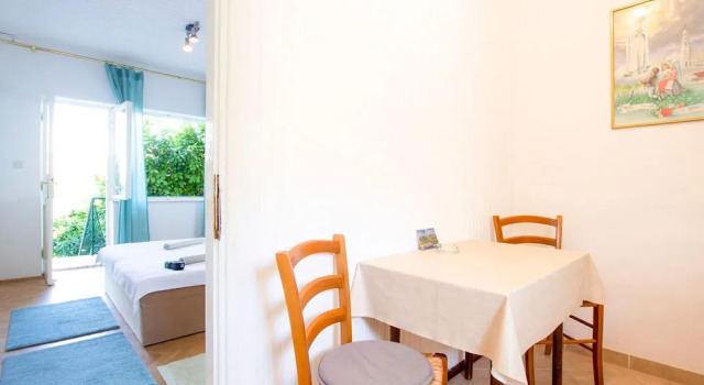 Cosy Holiday Home in Baška Voda With Terrace