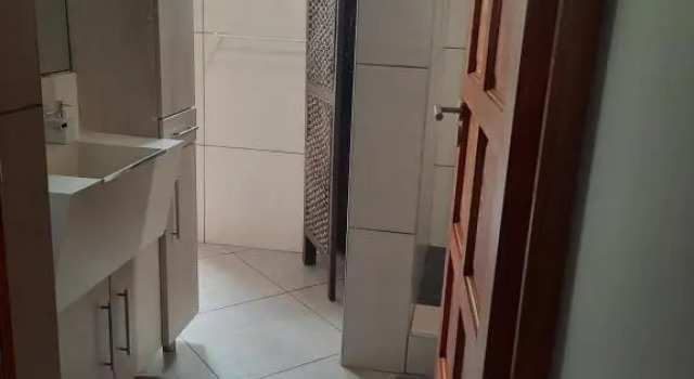 Апартаменты The Frangipani Self-catering Accommodation