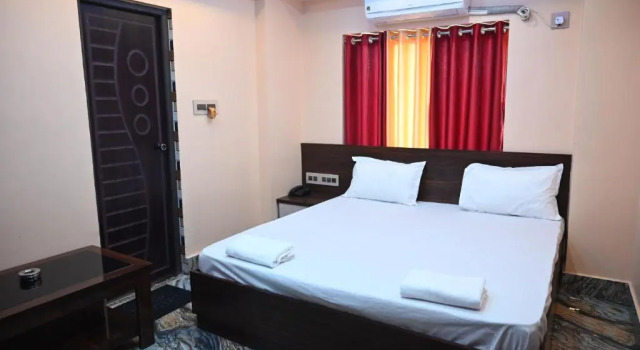 Hotel Tulusi Inn, Book Hotel Hoteller i Bolpur med morgenmad, Morgenmad
