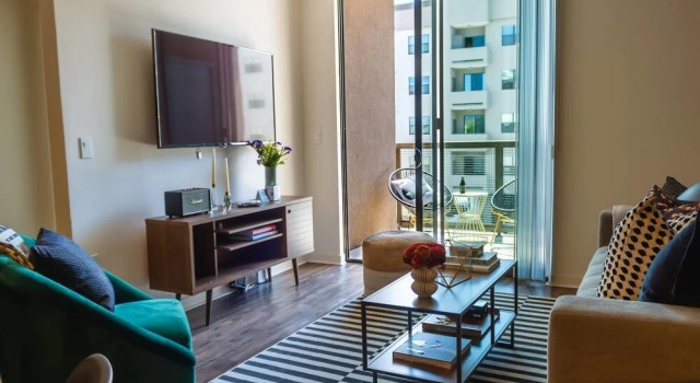 Spacious 1BR 20min From Camelback Mt, Забронировать Отель Отели Финикс 3 звезды, рядом с Площадь Исторического наследия, 3*
