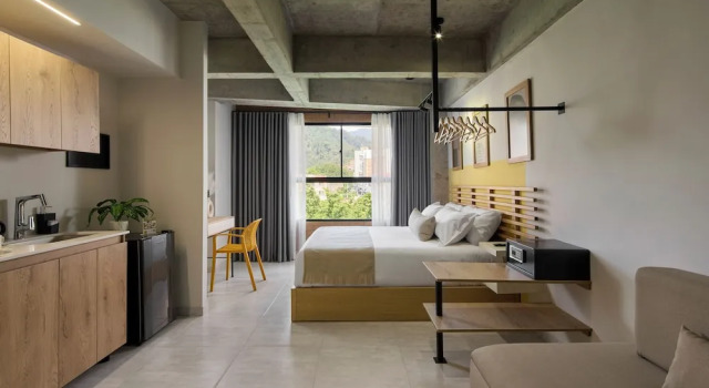 Люкс Superior 30 Living Suites