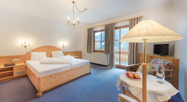 Двухместный номер Standard с балконом Hotel Krimmlerfälle
