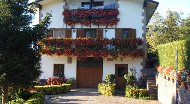 Apartamento Rural Oizalde, Rezerwuj Apartament Hotele w Baskonia z parkingiem, Parking