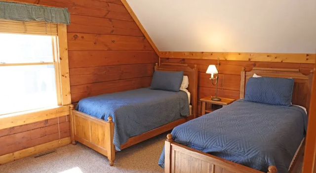 4 BR: Timbers #1 Stand Alone Cabin, Buchen Sie Ferienhaus Snowshoe 