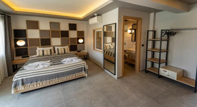 Трёхместный номер Deluxe Blue Star Hotel