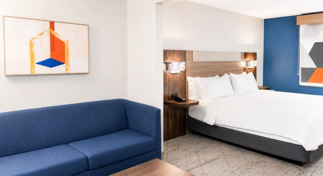 Двухместный номер Standard Holiday Inn Express & Suites Truth or Consequences by IHG - Newly Renovated