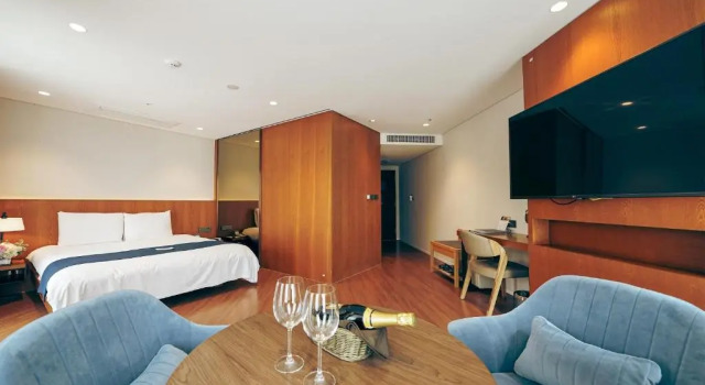 Люкс с видом на город Hotel Sirius