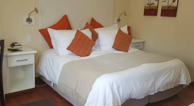 The Lapha Guesthouse and Conference Centre, Reservar Hotel Dundee KwaZulu-Natal
