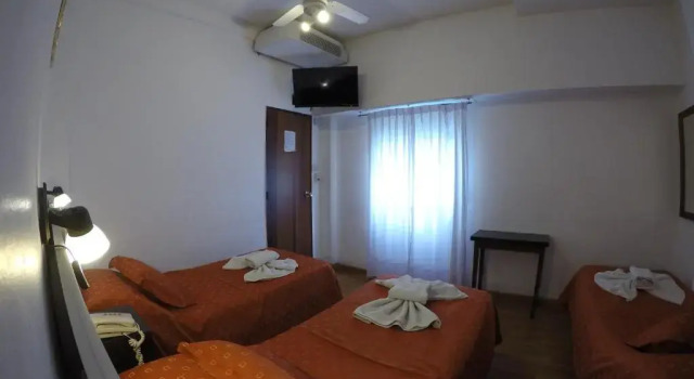 Трёхместный номер Standard BALOO Hotel