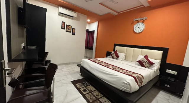 Семейный номер Standard Hotel Aaradhya Residency