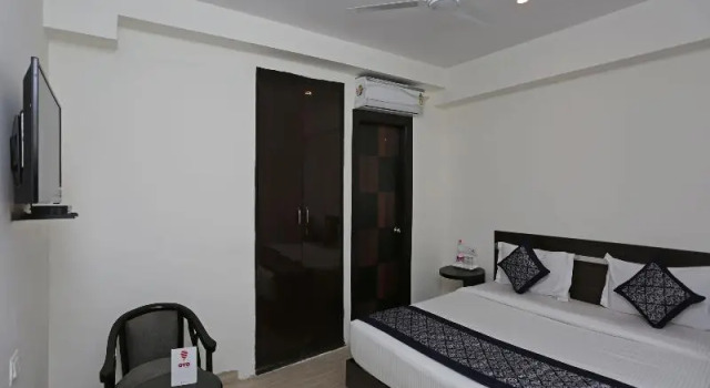 Номер Standard OYO 12171 Hotel Sky View