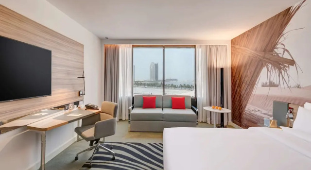 Двухместный семейный номер Superior с видом на залив Отель Novotel Sharjah Expo Center