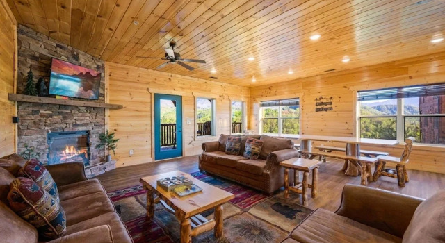 Gatlinburg Views Lodge 5 Bedroom Cabin