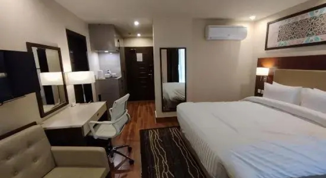 Люкс Premier Avari Xpress Gilgit