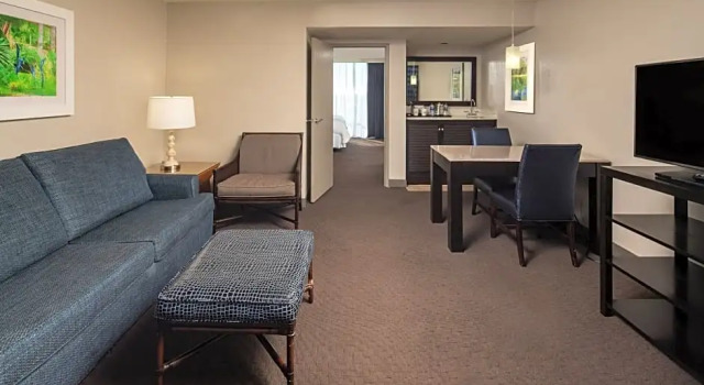 Люкс Sheraton Suites Fort Lauderdale at Cypress Creek