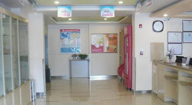Grace Inn Jiaozhou Railway Station