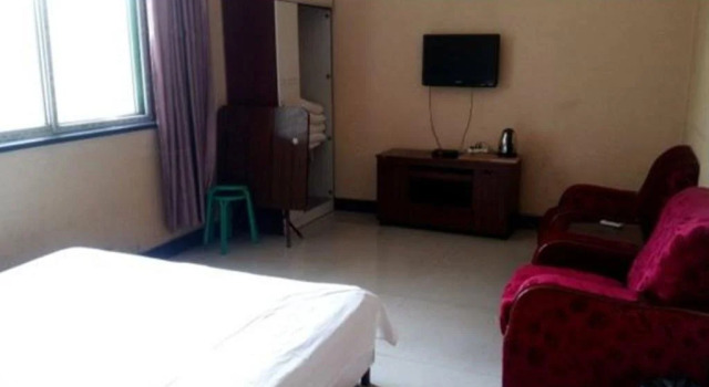 Hongda Inn, Prenota Hotel Linfen Shanxi