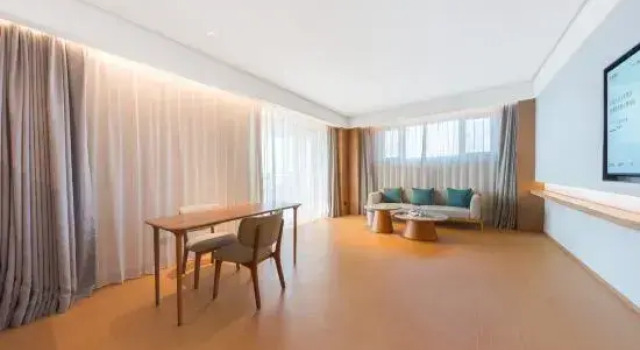 Люкс Deluxe JI Hotel (Haiyang Haibin Middle Road Ten-Thousand-Meter Bathing Beach)