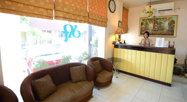Hotel Graha DPT 33, Book Hotel Billige hoteller i Sukomanunggal