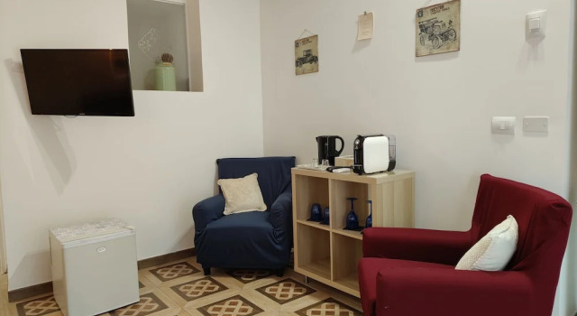 Люкс с балконом Suite Inn Centro Dimora Storica - Suite con o senza vasca idromassaggio