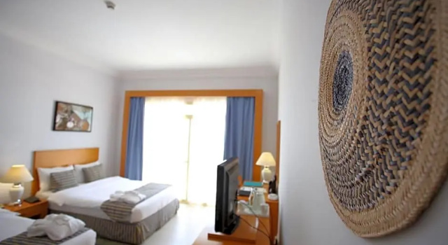 Deniz manzaralı Lüks oda Golden Tulip Resort Khasab
