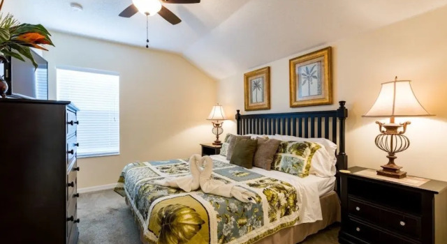 5BR Pool Home in Glenbrook by SHV-1907