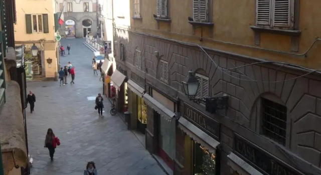 Lucca Charm
