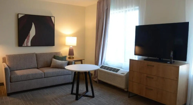 Двухместный люкс Staybridge Suites Nashville SE - Murfreesboro by IHG