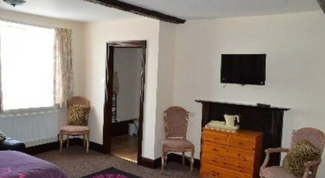 The Red Lion Inn, Rezervasyon Otel Castle Caereinion İngiltere