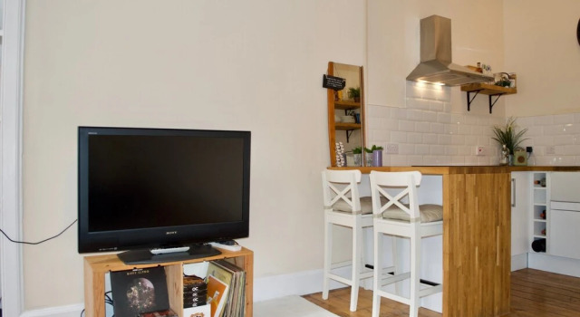 Lovely Home By The Union Canal, Забронировать Апартаменты/квартира Отели Эдинбурга с парковкой, рядом с Scottish Widows Bank Plc, Парковка
