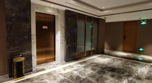 Jinxing Hotel (Yihua International Plaza), Забронировать Отель Юньфу Гуандун