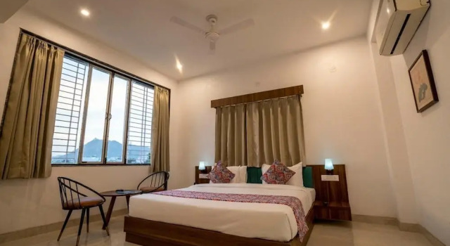 Номер Premium Atithi Bhanwar By Keshav Global Hotels