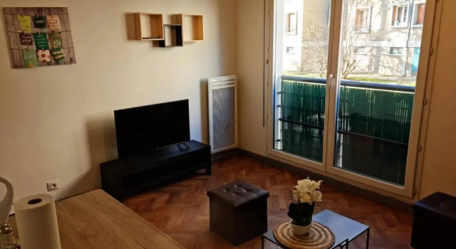 Fully Furnished appartement near Paris - Eurolines