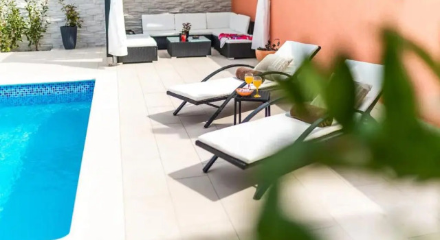 Apartments Rubesa - Dionis Domus, Prenota Appartamento Comune di Vallegrande 