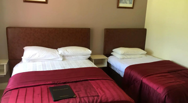 Muckross Drive House B&B, Book Bed and Breakfast Hotels in Kerry with Parking, Parking