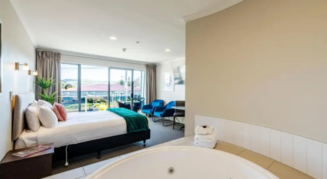 Люкс Luxury Lake Taupo Motor Inn